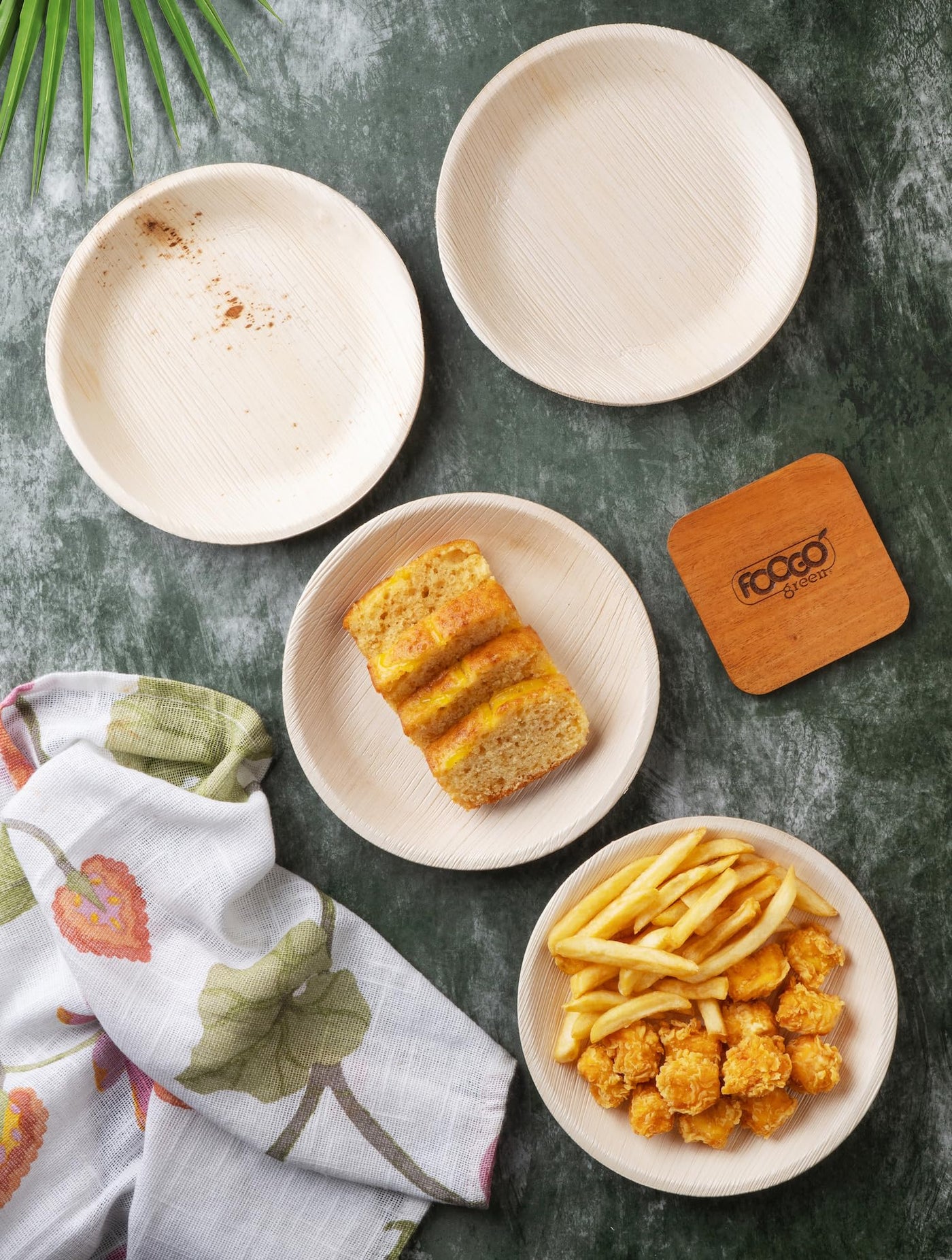 FOOGO Green 25 Disposable Palm Leaf Plates, 10"(25cm) Large Round, Eco Friendly Biodegradable Compostable Plates, Like Wooden Plates, Bamboo Plates, Paper Plates for Hot Food, Wedding Picnic Plates